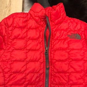 North face thermoball boys size xs/tp (6)